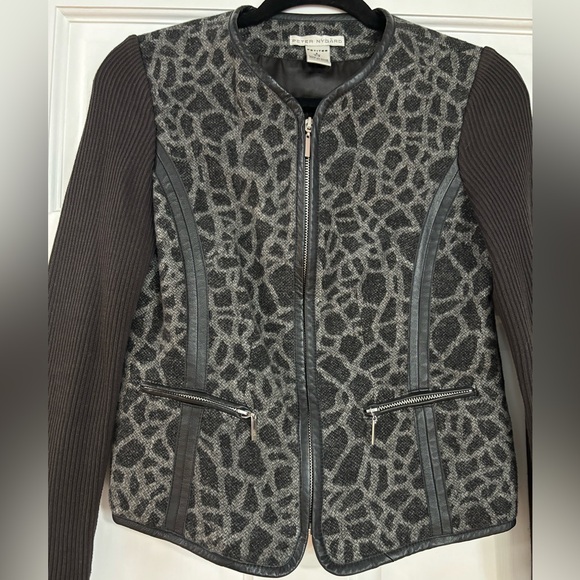 Grey jacket - Picture 6 of 10